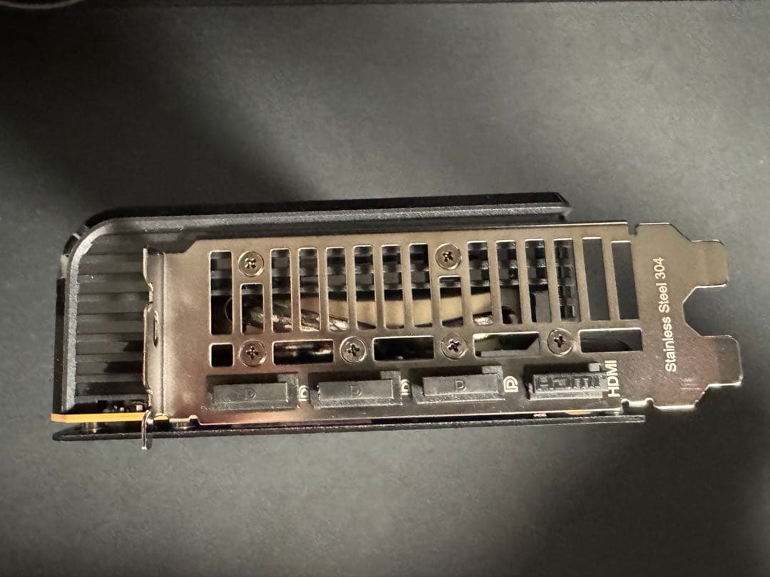 グラフィックボード・グラボ・ビデオカード ASUS RADEON RX9070 OC 16GB