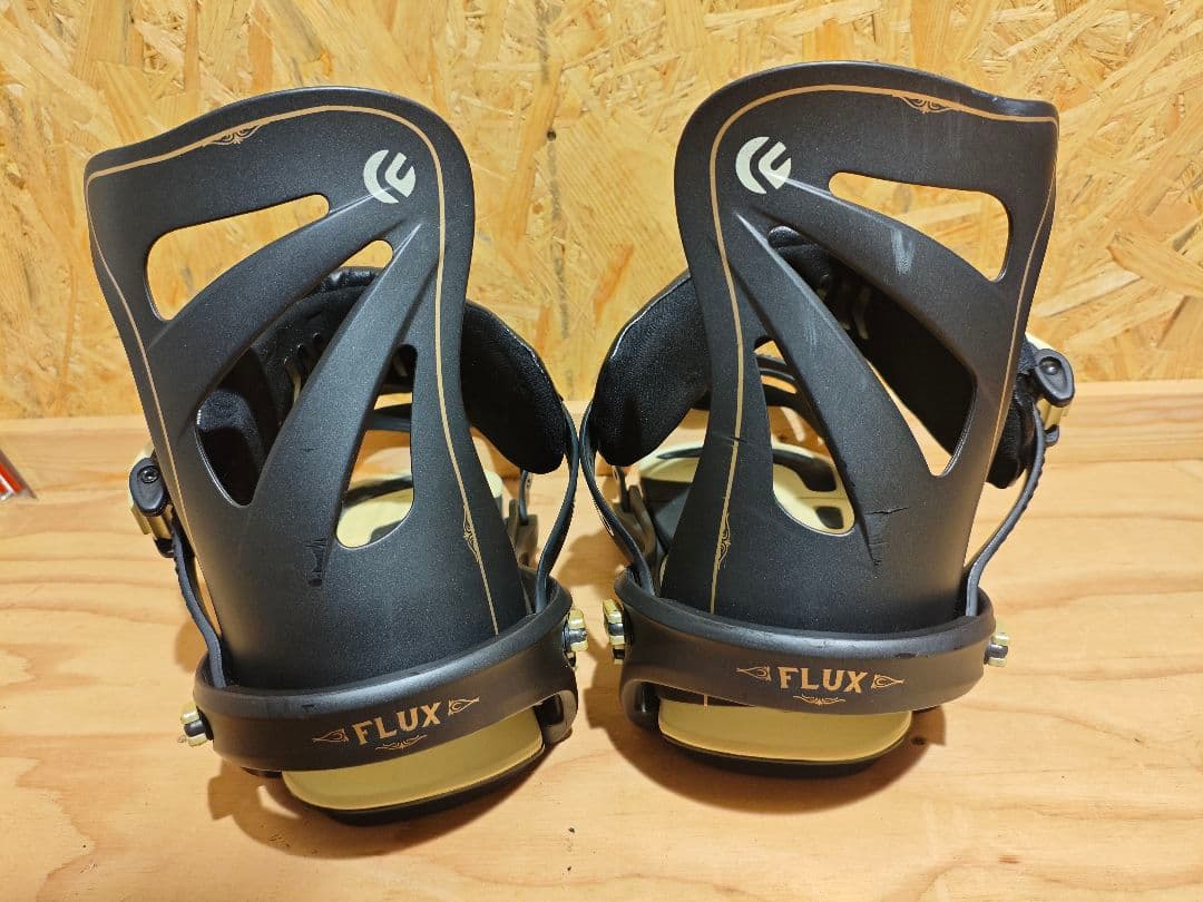 FLUX DS バインディング　ビンディング　フラックス　スノーボード