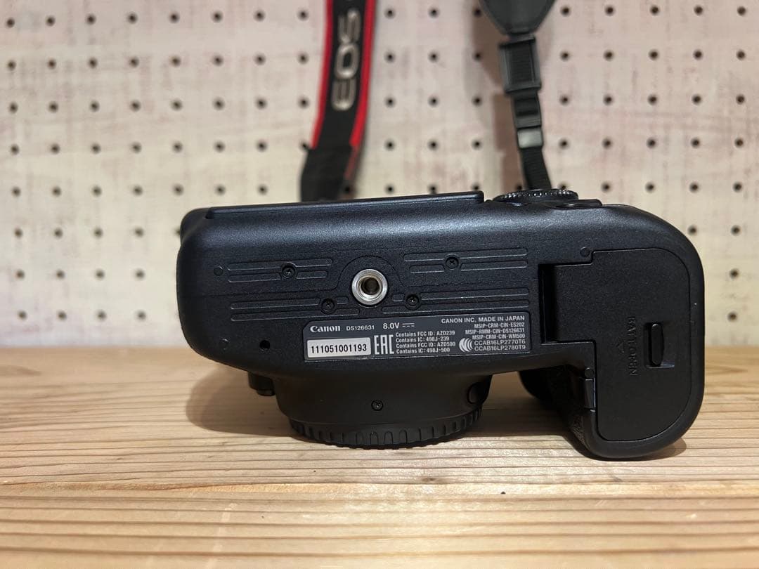 Canon EOS 6d mark2 ボディ