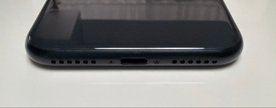 iPhone SE第二世代　128GB ブラック