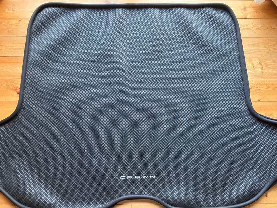 クラウンスポーツ純正　ラゲージソフトトレイ