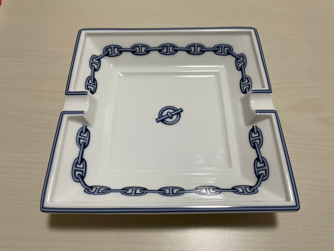 HERMÈS チェーンパターン灰皿