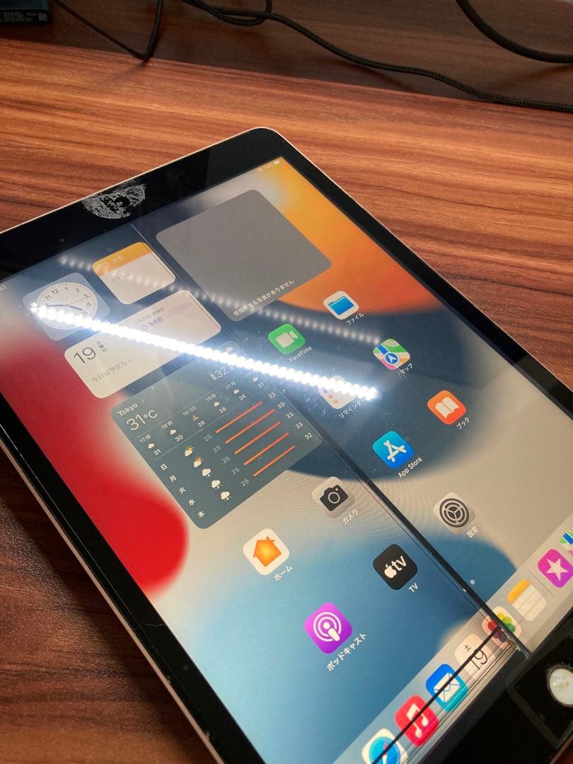 Apple iPad7 第7世代 MW762J/A 32GB Wi-Fiモデル