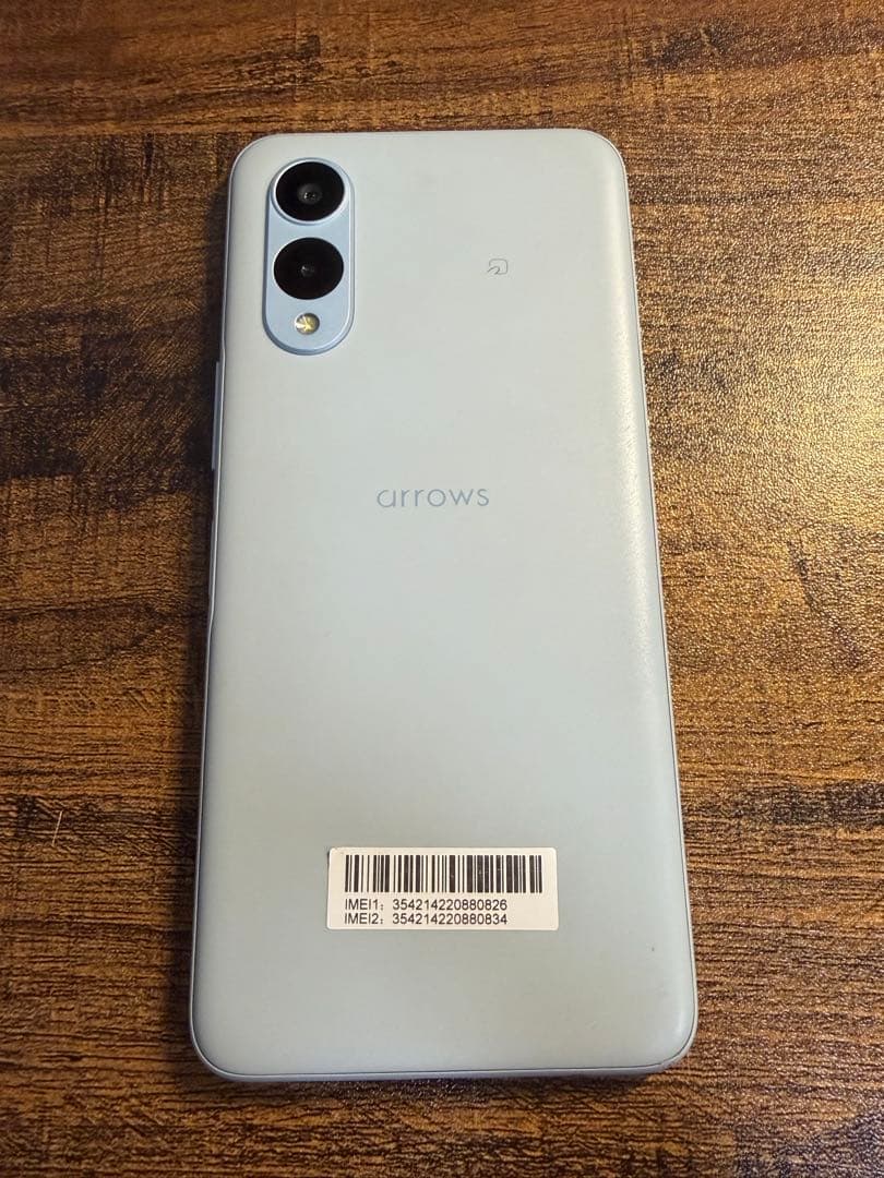 美品　arrows We2 ライトブルー　NTT docomo
