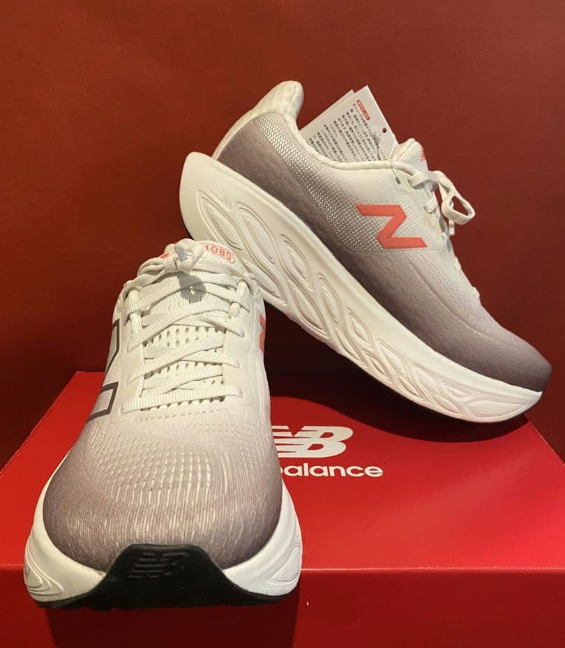 ニューバランス1080 【26.5】未使用