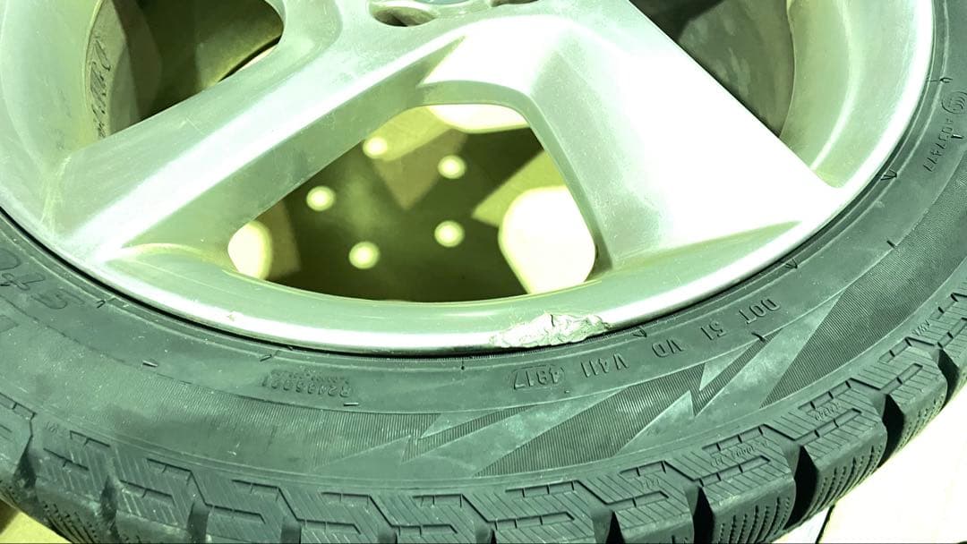 VOLVO 18インチ スタッドレスタイヤセット