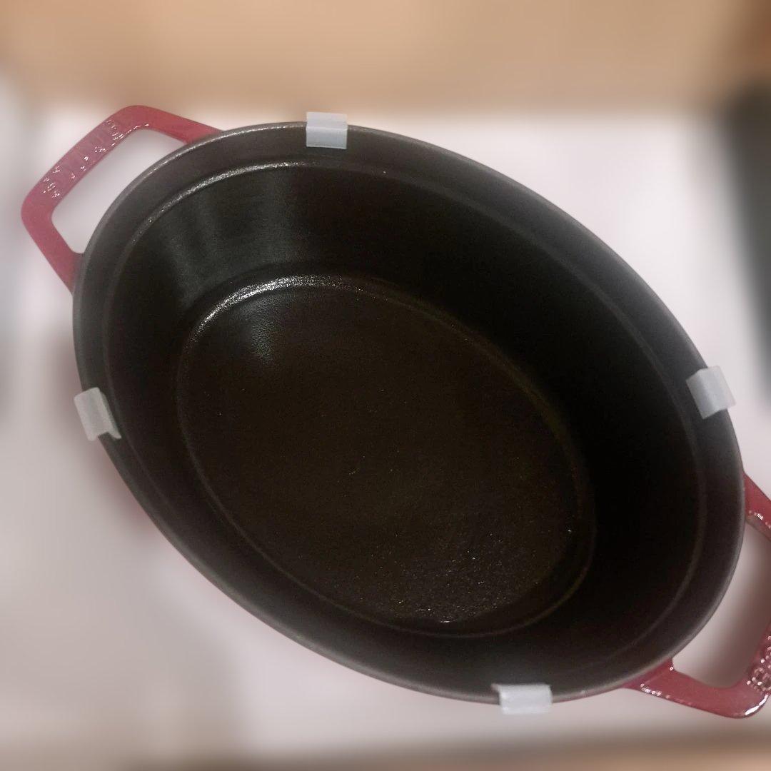 【staub : 新品・未使用】ピコ・ココット オポール 23cm チェリー