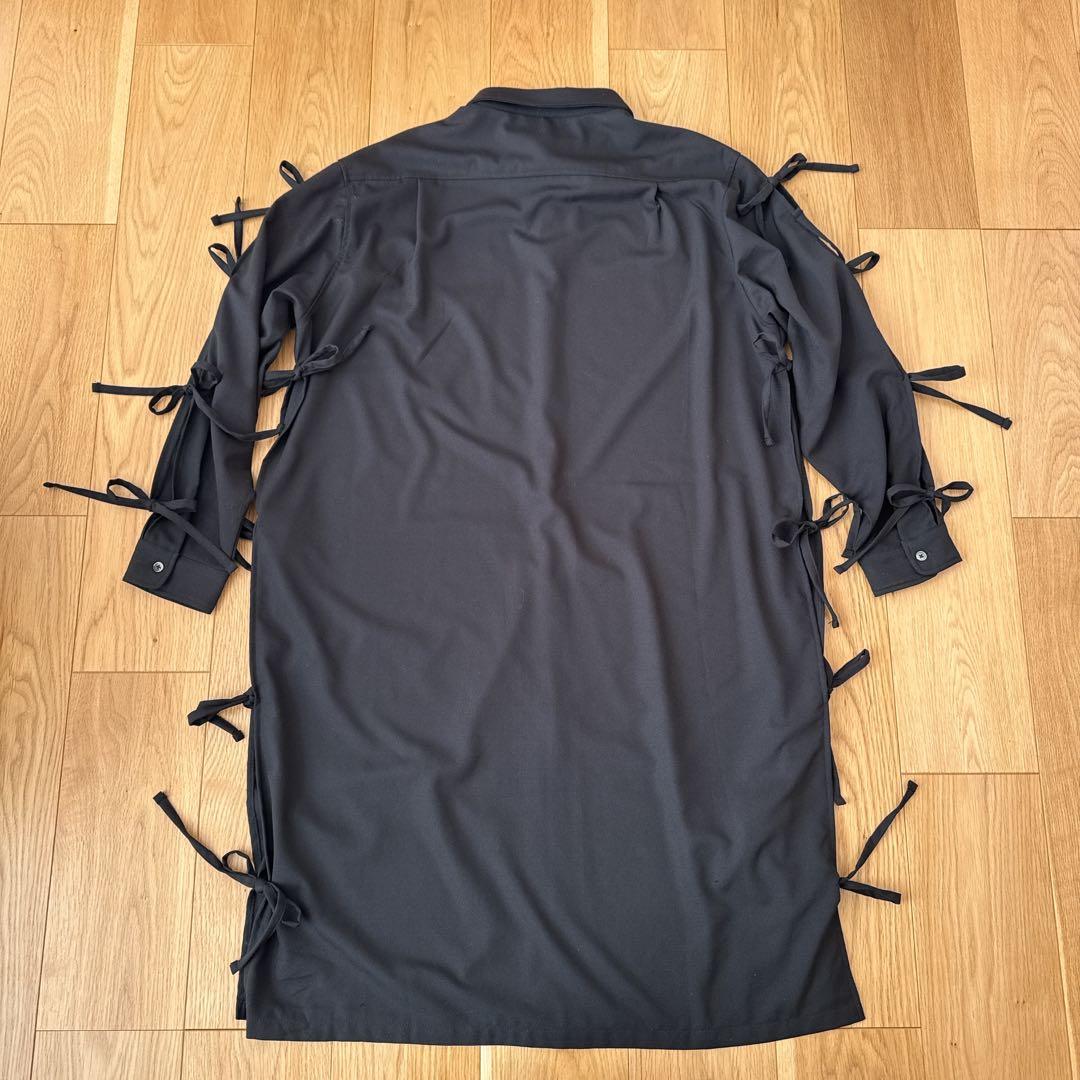 【大人気】NOT CONVENTIONAL slit ribbon shirt