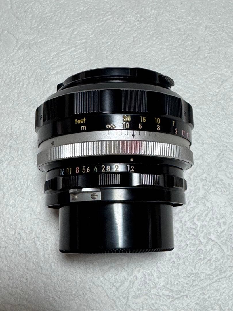 非Ai NIKKOR-S Auto 55mm f/1.2レンズ