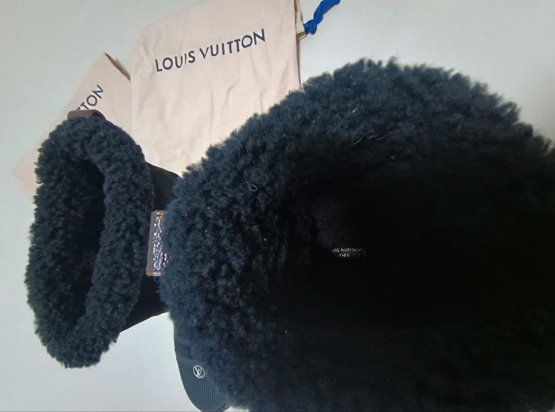 美品　Louis Vuitton ブリージーライン　ムートン　ブーツ　38　黒