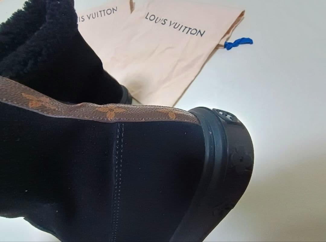 美品　Louis Vuitton ブリージーライン　ムートン　ブーツ　38　黒