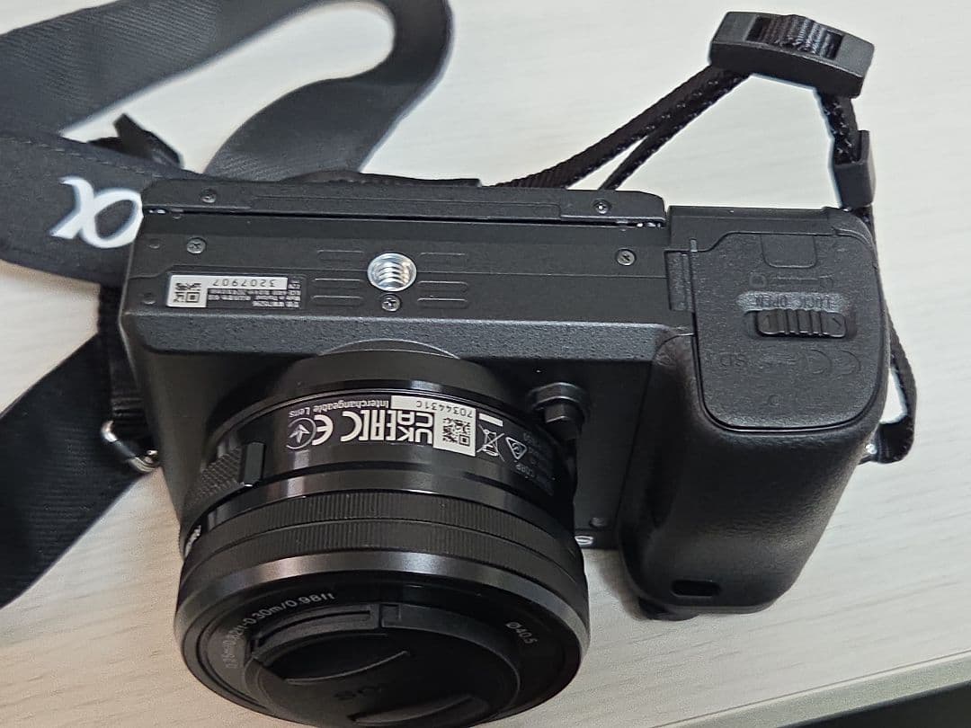 SONY α6400 ILCE-6400Y ミラーレス一眼カメラ