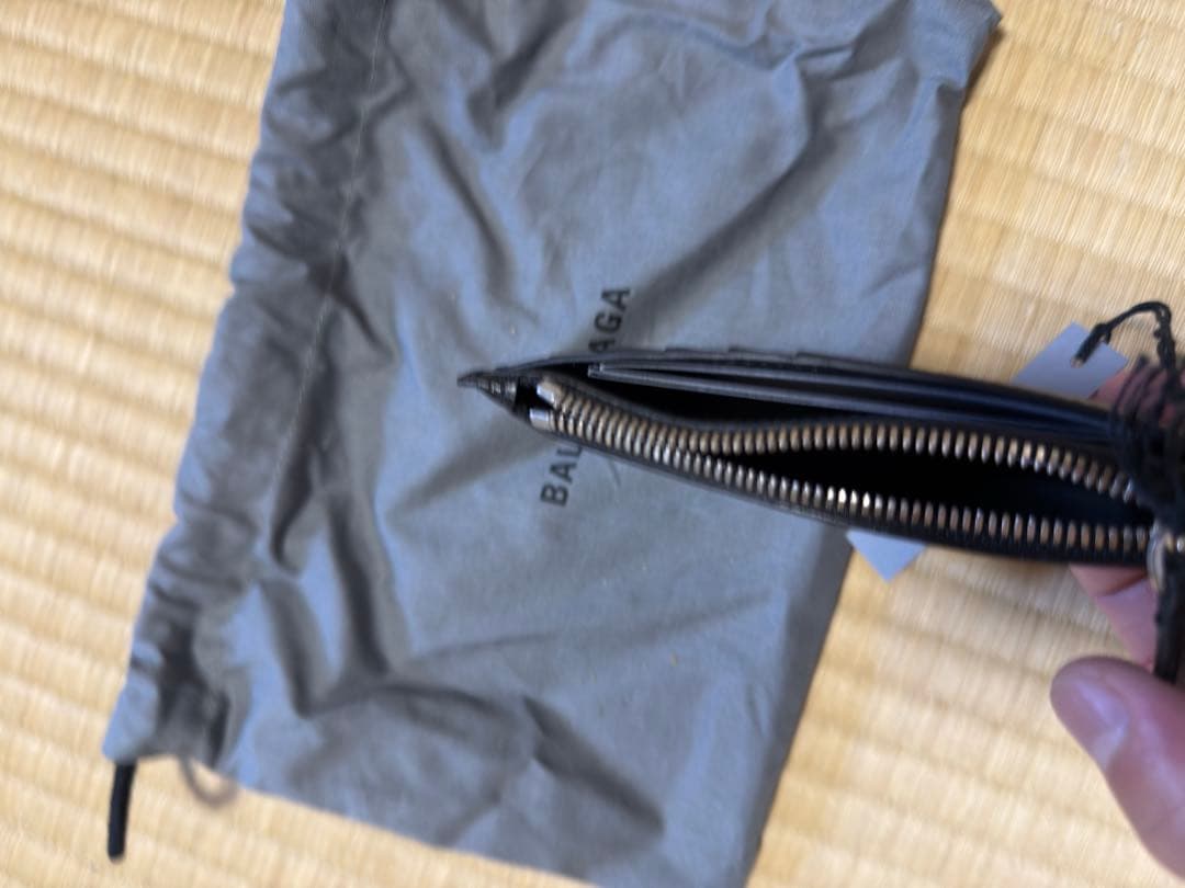 BALENCIAGA ブラックレザー &カードケース　イタリア製