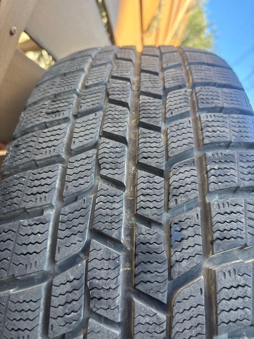 スタッドレスタイヤ16インチ ホイール4本セット