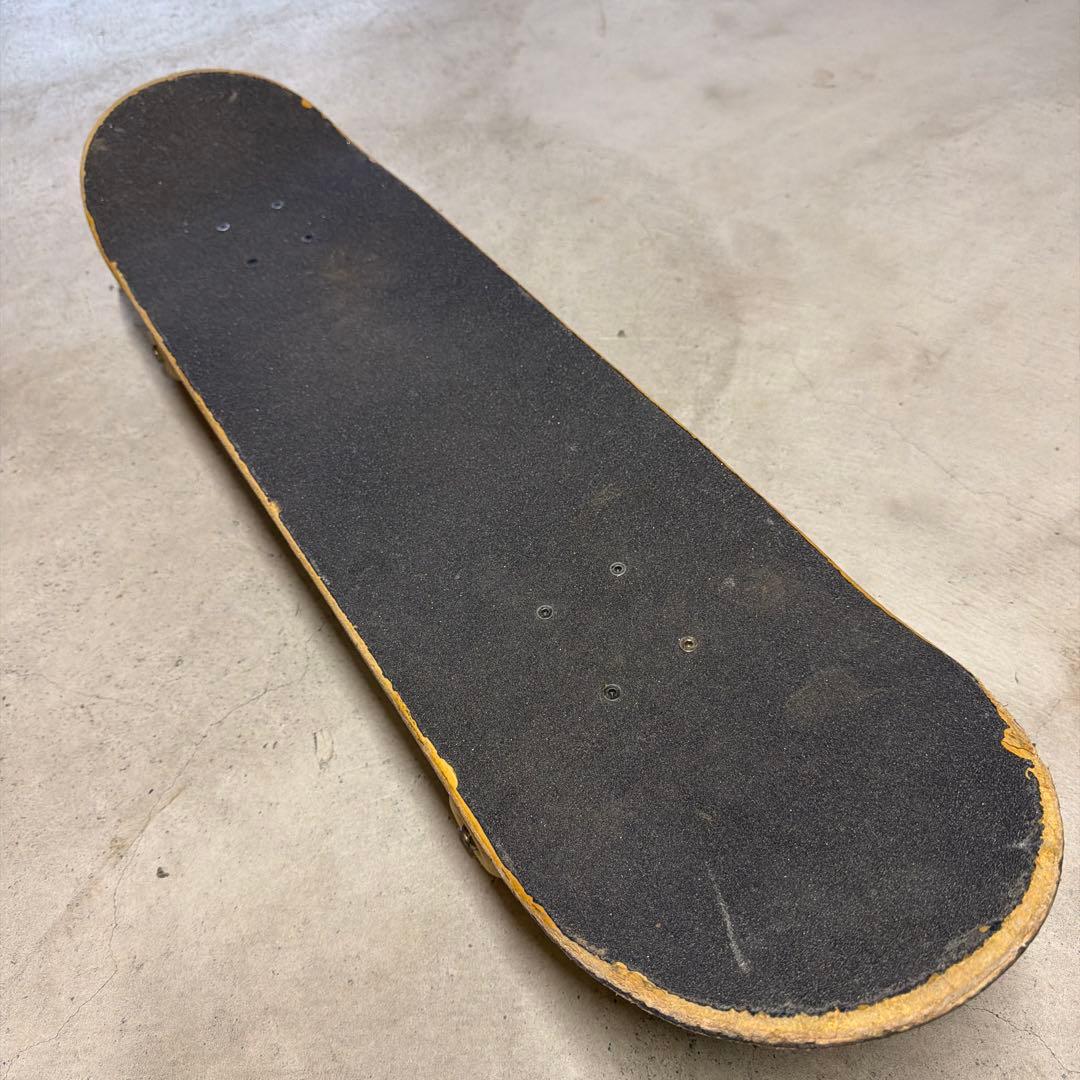 スケートボード　ガール