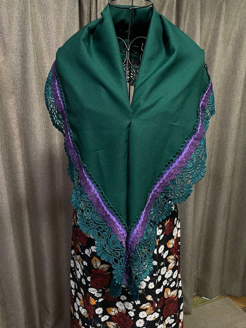 フラメンコ衣装　ワンピース・シージョ２点つき