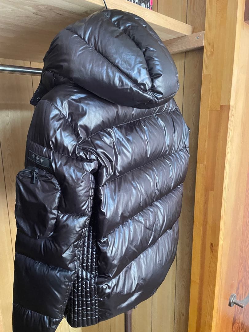 TATRAS タトラス　黒 ダウンジャケット フード付き　サイズ01