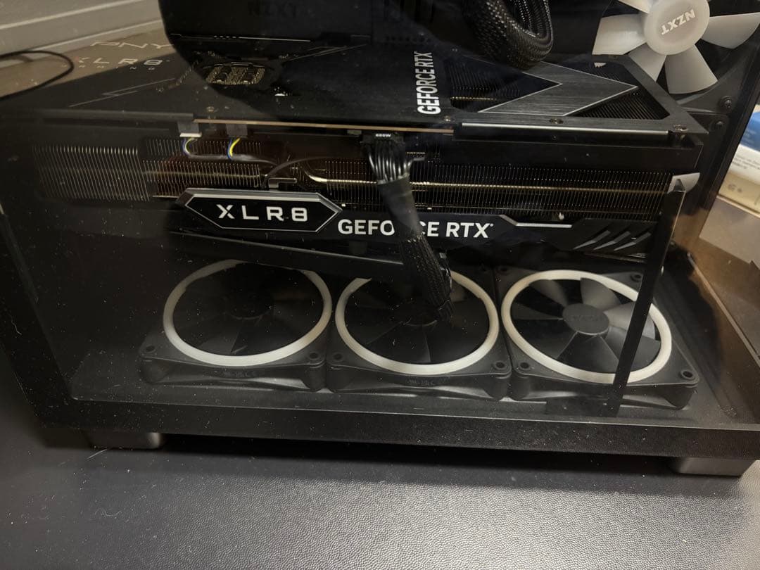 グラフィックボード・グラボ・ビデオカード PNY GeForce RTX 4090 24GB VERTO