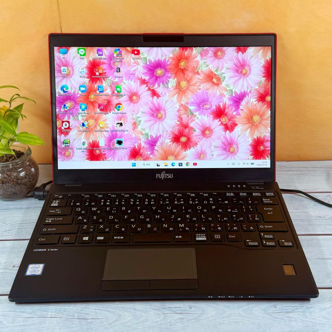 売れてます❣️薄型コンパクトノートPC❣️第8世代Corei5☘️フルHD☘️SSD