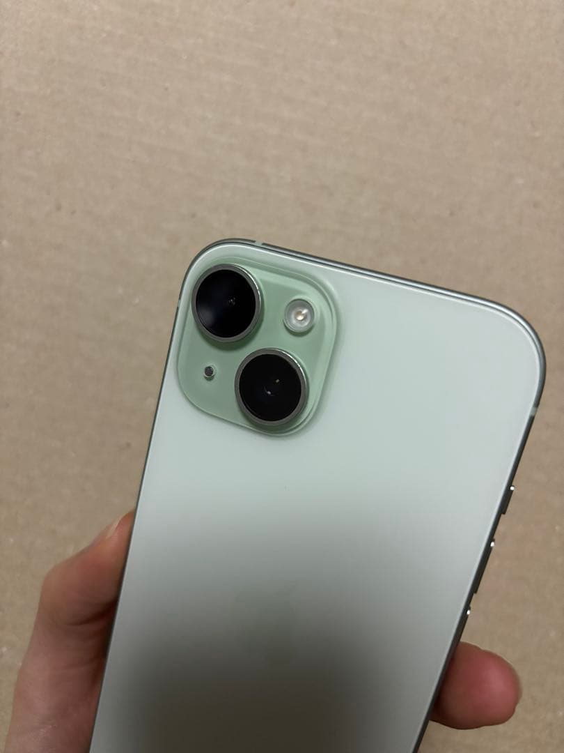 iPhone 15 グリーン 256G