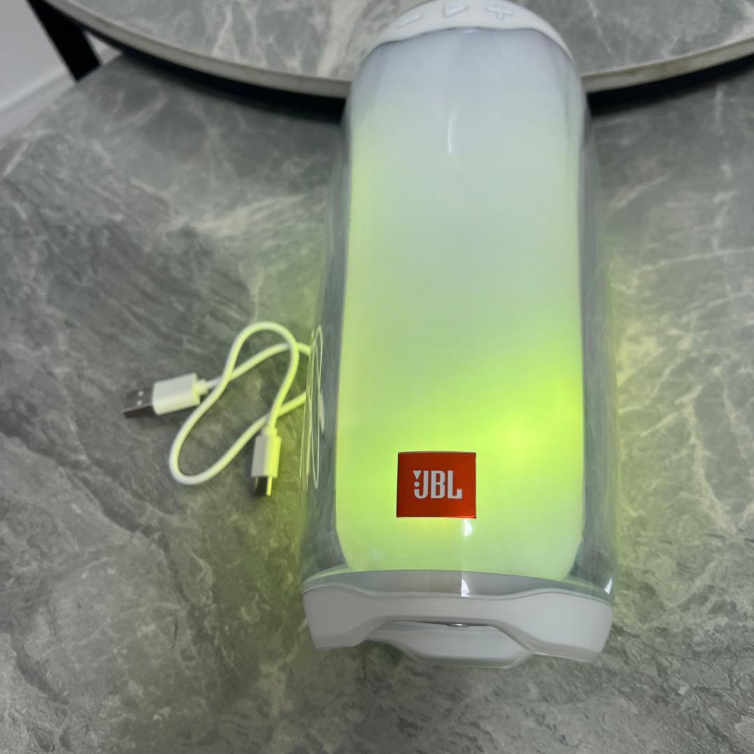 JBL PULSE 4 Bluetoothスピーカー ホワイト
