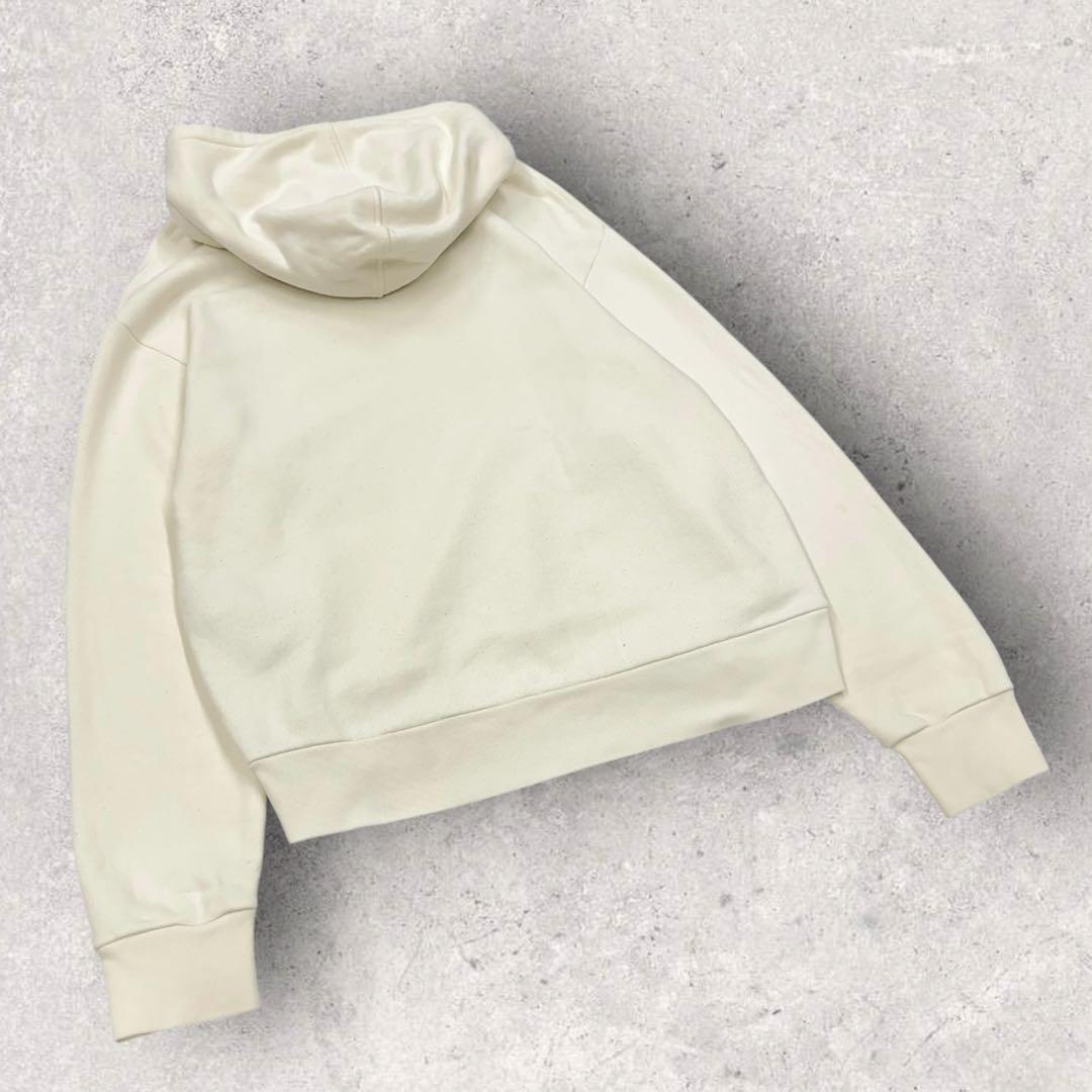 11630【美品】グッチ　タイガー　虎　定番カラーパーカー　白　人気モデル