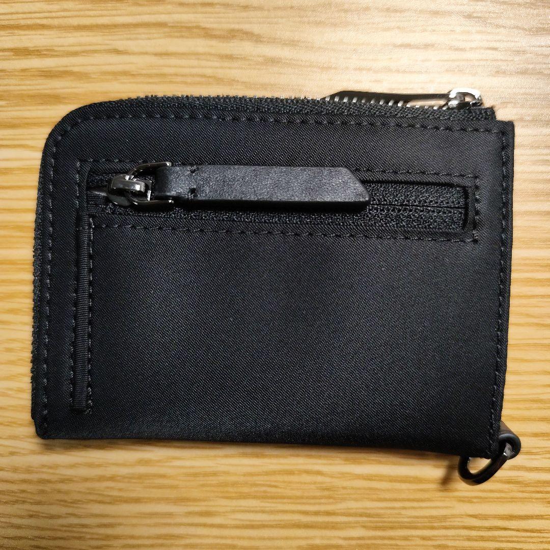 【未使用】TUMI Lジップカードケース