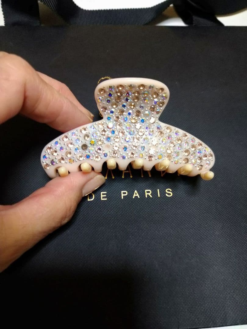 値下げALEXANDRE DE PARIS ストーン付きヘアクリップ