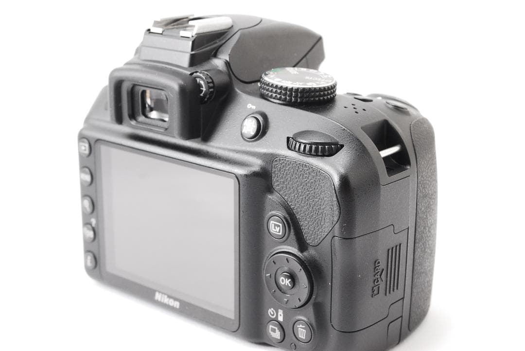 Nikon D3300✨ショット数少！スマホ転送 2416万画素高画質一眼レフ