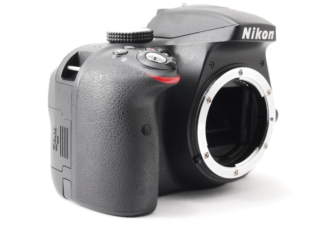 Nikon D3300✨ショット数少！スマホ転送 2416万画素高画質一眼レフ