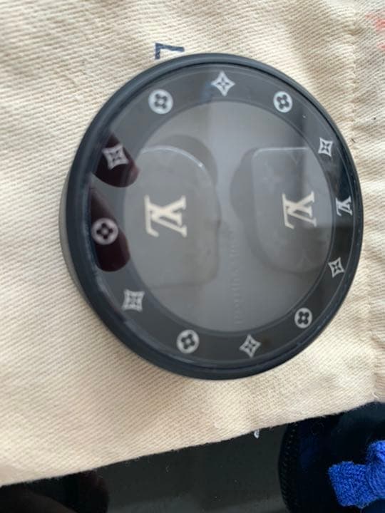 LOUIS VUITTON イヤフォン