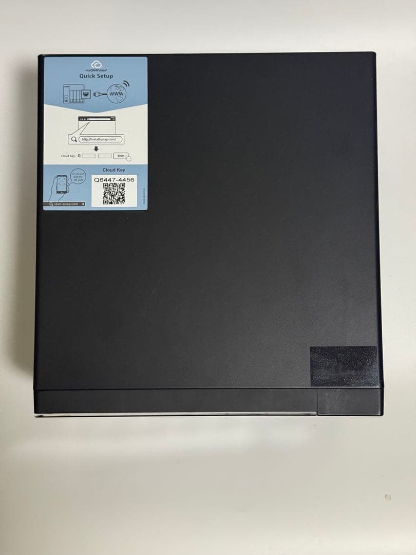 QNAP TS-673 6ベイ NAS(メモリ16GB)