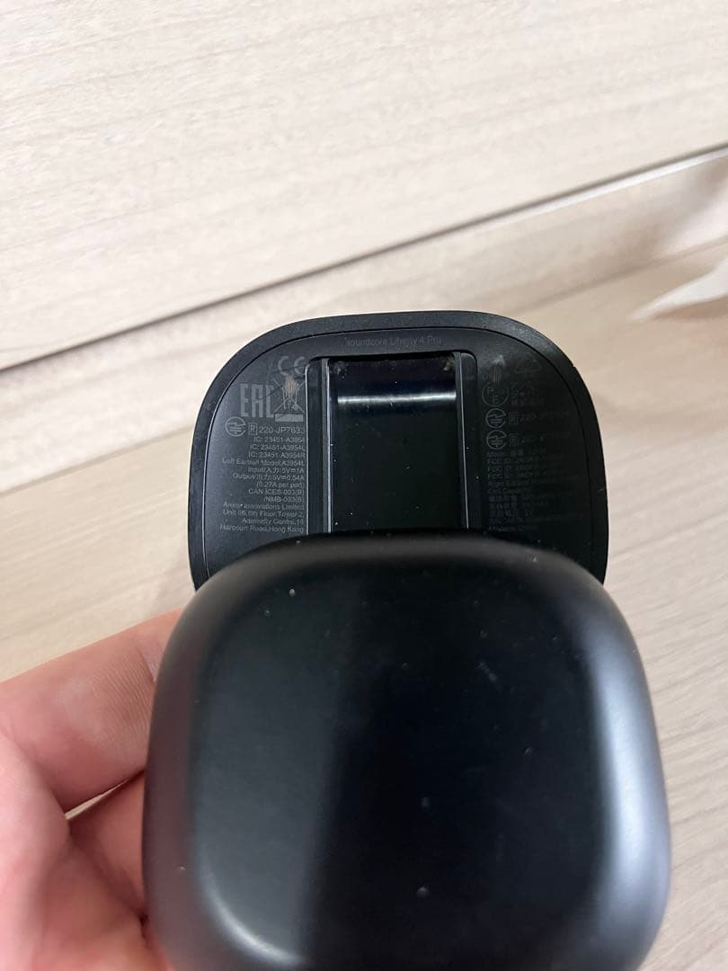 t*o様 ブラック ワイヤレスイヤホン リバティ4 pro プロ 黒