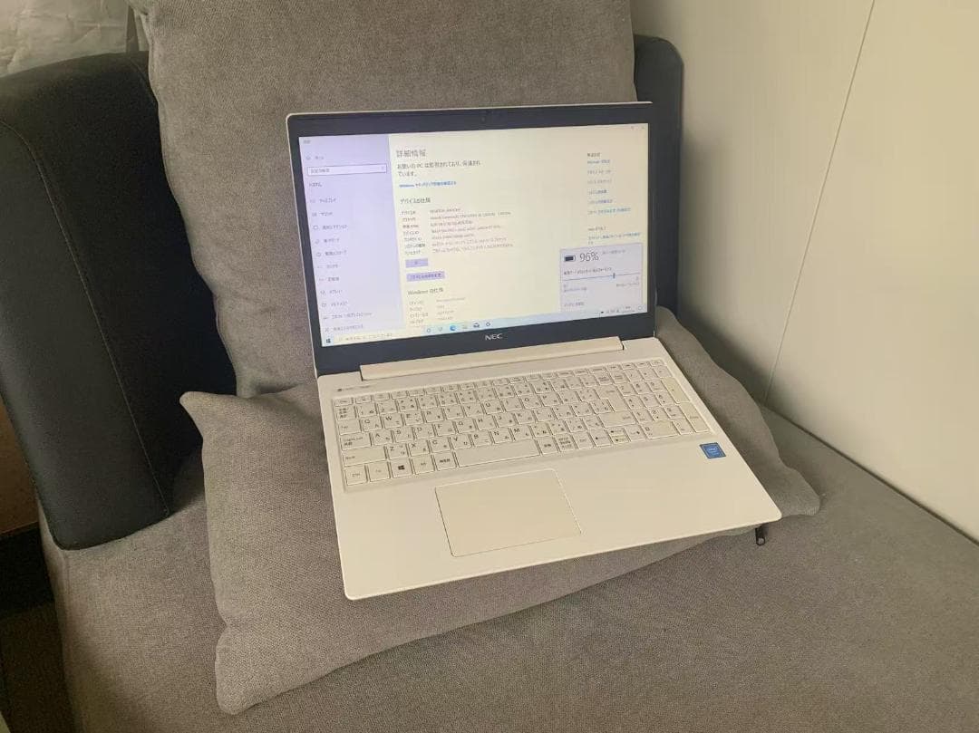 NEC LAVIE 8G/Win10/500GB HDD （充電器付き）