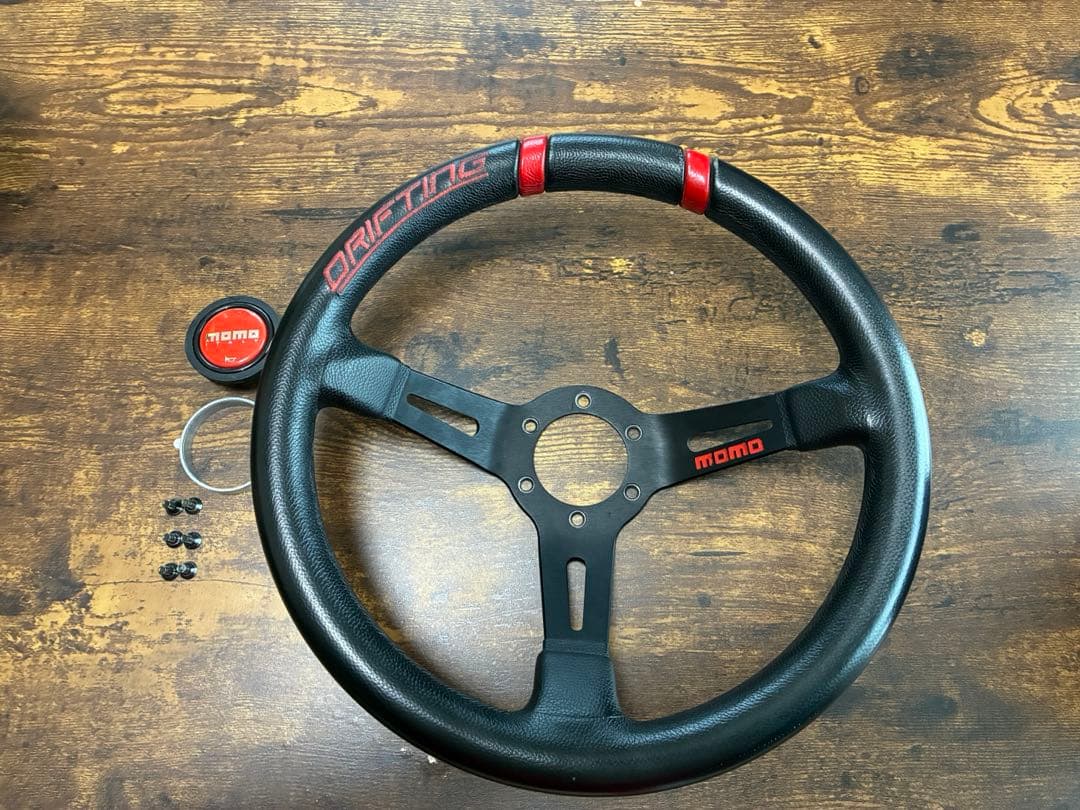 momo ドリフティング