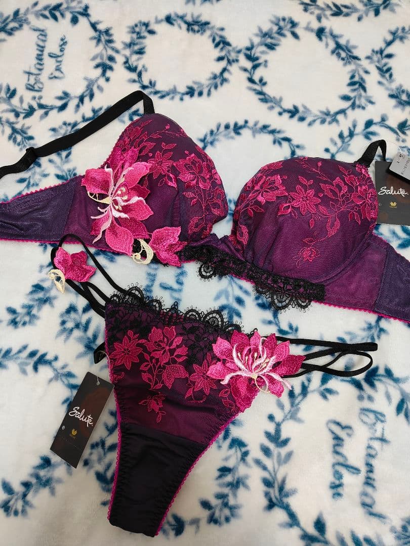 Salute 93マリーアントワネットブラソング×スリップ×ガーターストッキング