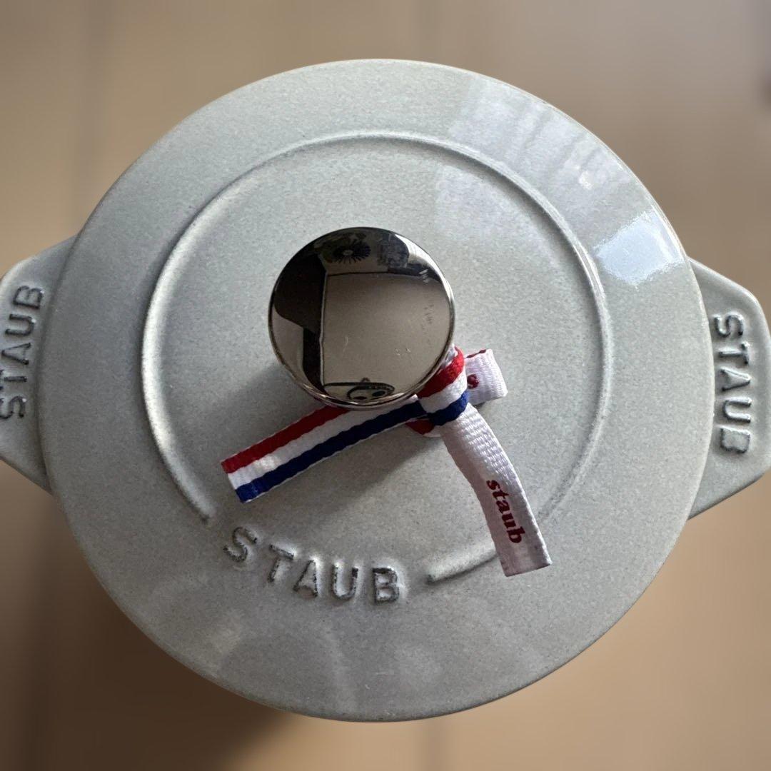 新品　ストウブ　ラ ココット デ ゴハン Mサイズ　白