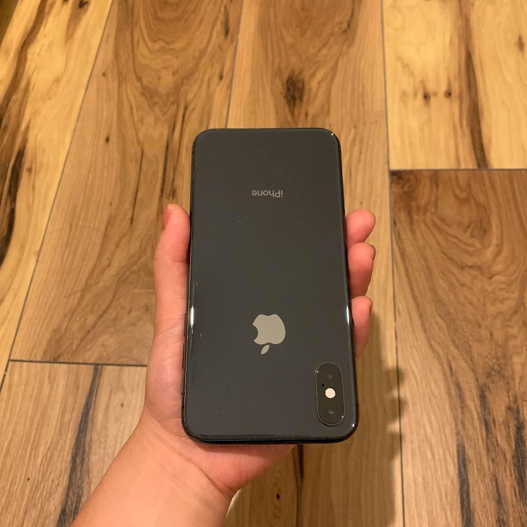 スマートフォン本体 iPhone Xs Space Gray 256 GB docomo