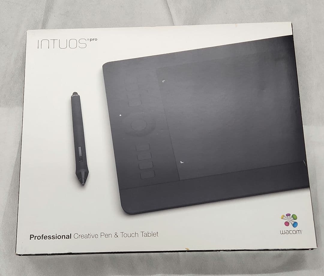 【コッペさん専用】Wacom Intuos Pro PTH-651/未開封未使用
