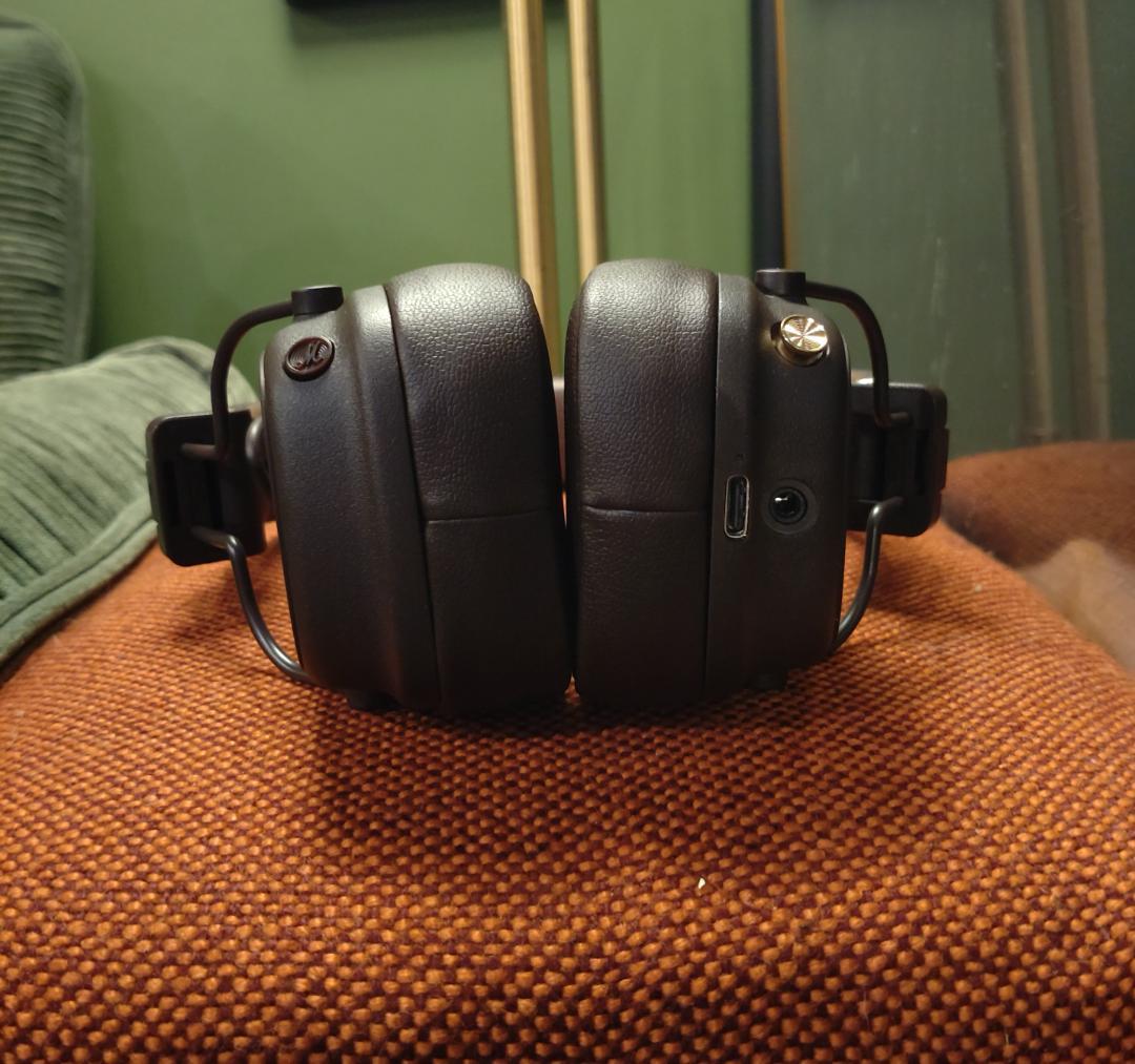 大幅値下げ！【美品】Marshall major V ヘッドホン ブラウン