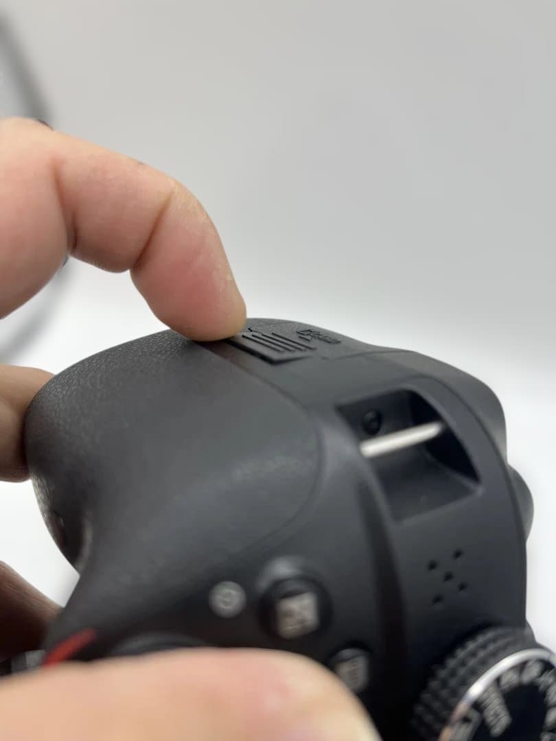 NIKON D3300 AF-S 18-55mm VRⅡ 予備バッテリーオマケ！