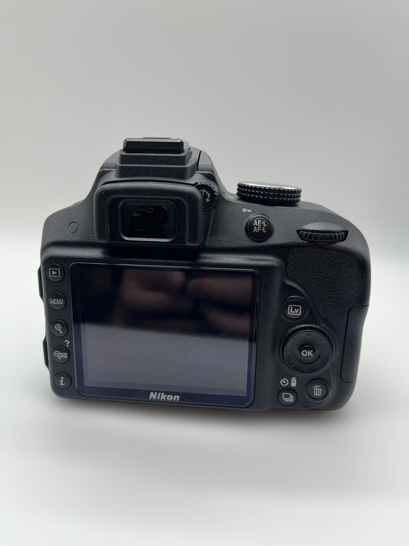 NIKON D3300 AF-S 18-55mm VRⅡ 予備バッテリーオマケ！