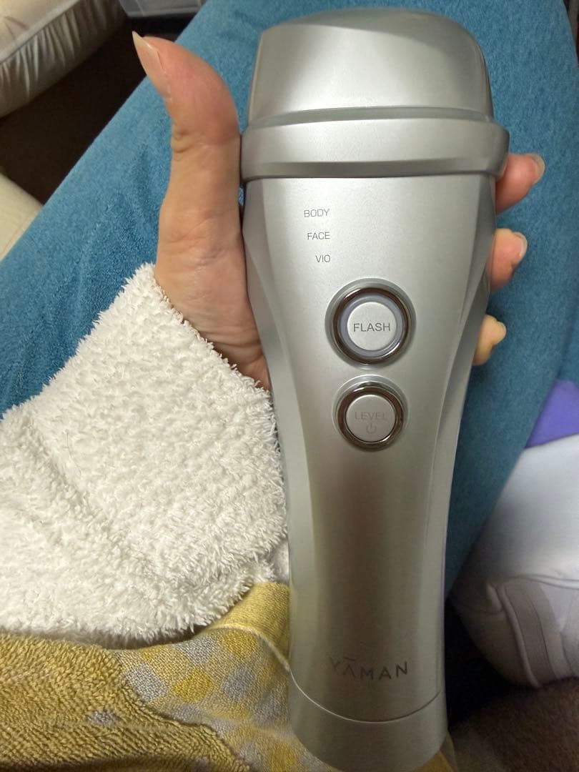 ヤーマン 脱毛器 フラッシュ式 本体　STA-209L