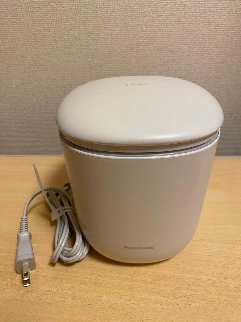 【2025年モデル】Panasonicスキンアクト　スチーマーEH-SB30-W