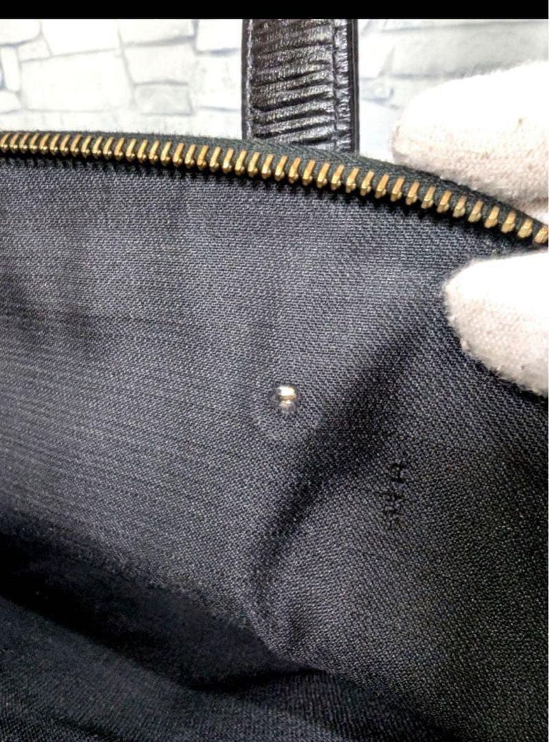 ✨極美品✨　FENDI　フェンディ　ハンドバッグ　トートバッグ　レザー　ブラック