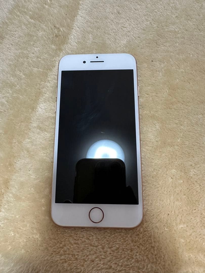 美品！バッテリー100％！iPhone 8 ゴールド 本体