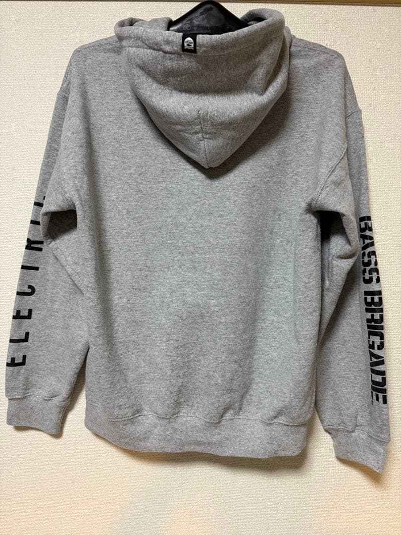 ELECTRIC BASS BRIGADE パーカー グレー