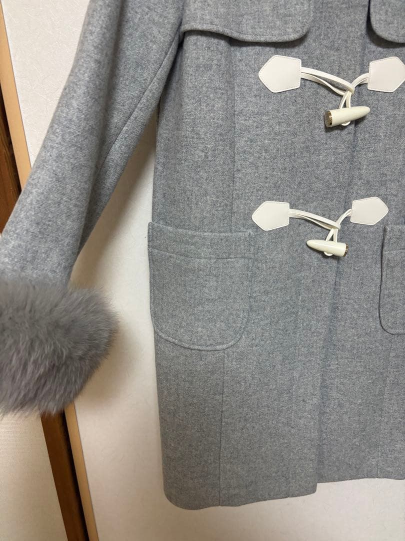 ノエラ　noela＊ライトグレー＊ダッフルコート＊ウールコート＊ファー付き（M）