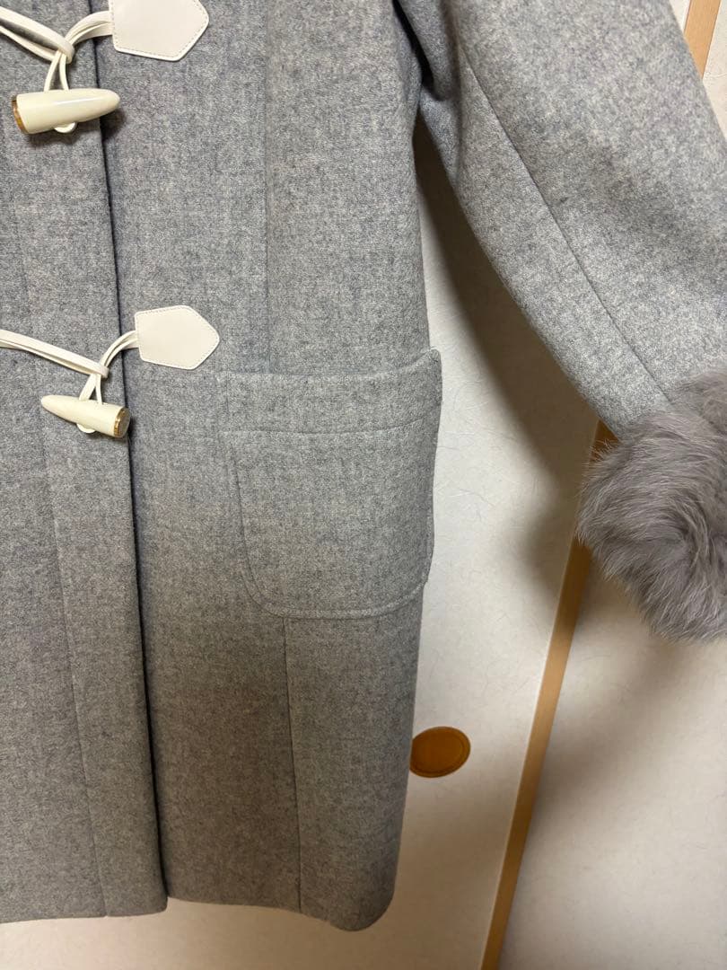 ノエラ　noela＊ライトグレー＊ダッフルコート＊ウールコート＊ファー付き（M）