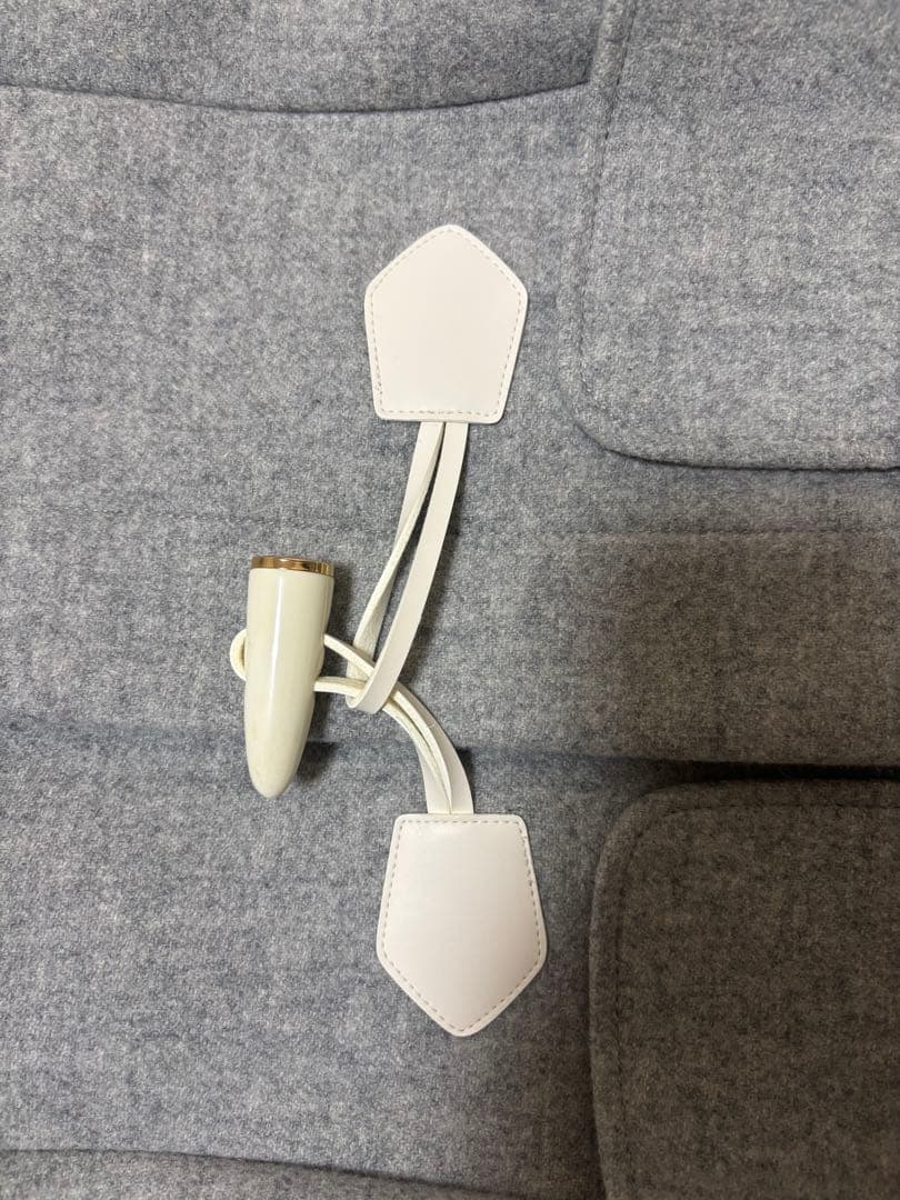 ノエラ　noela＊ライトグレー＊ダッフルコート＊ウールコート＊ファー付き（M）